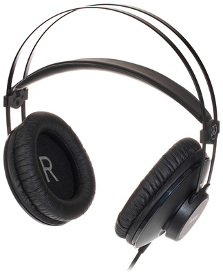 AKG K52